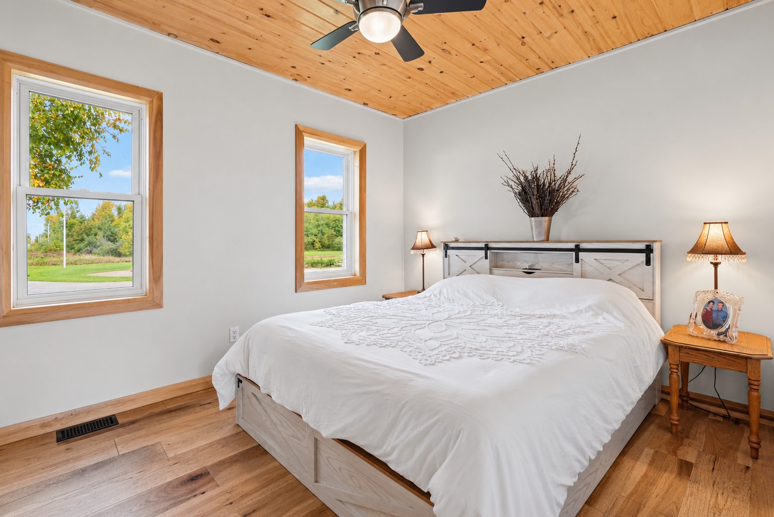 Guesthouse bedroom